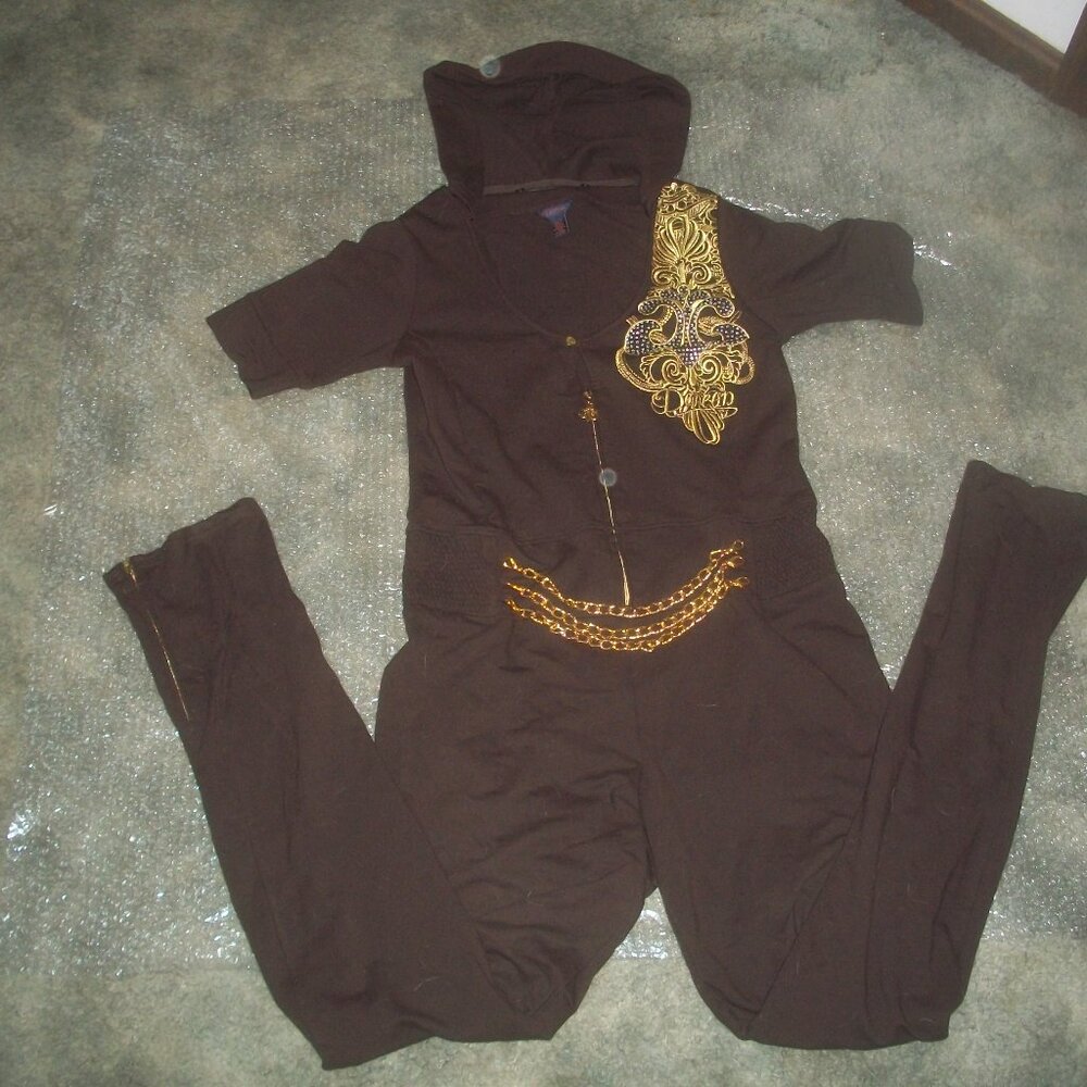 womens DEREON one piece jumpsuit.Romper.Full length.size large